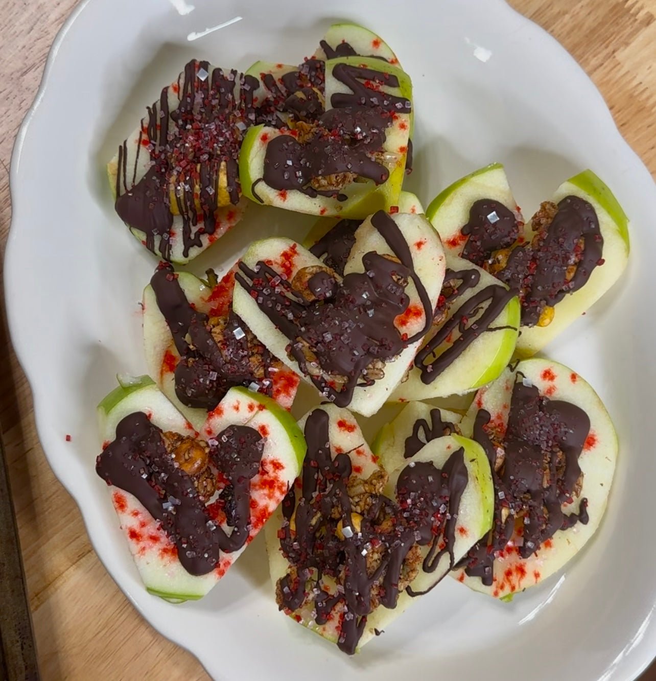 Valentine's Day Sweet Treat: Crunchy Chocolate Covered Apple Hearts - Absurd Snacks